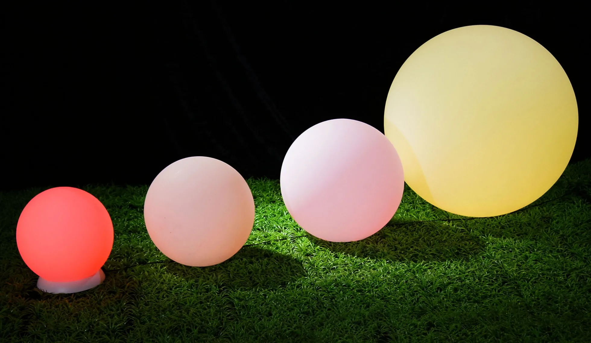 LED kugle genopladelig - 30cm IP68