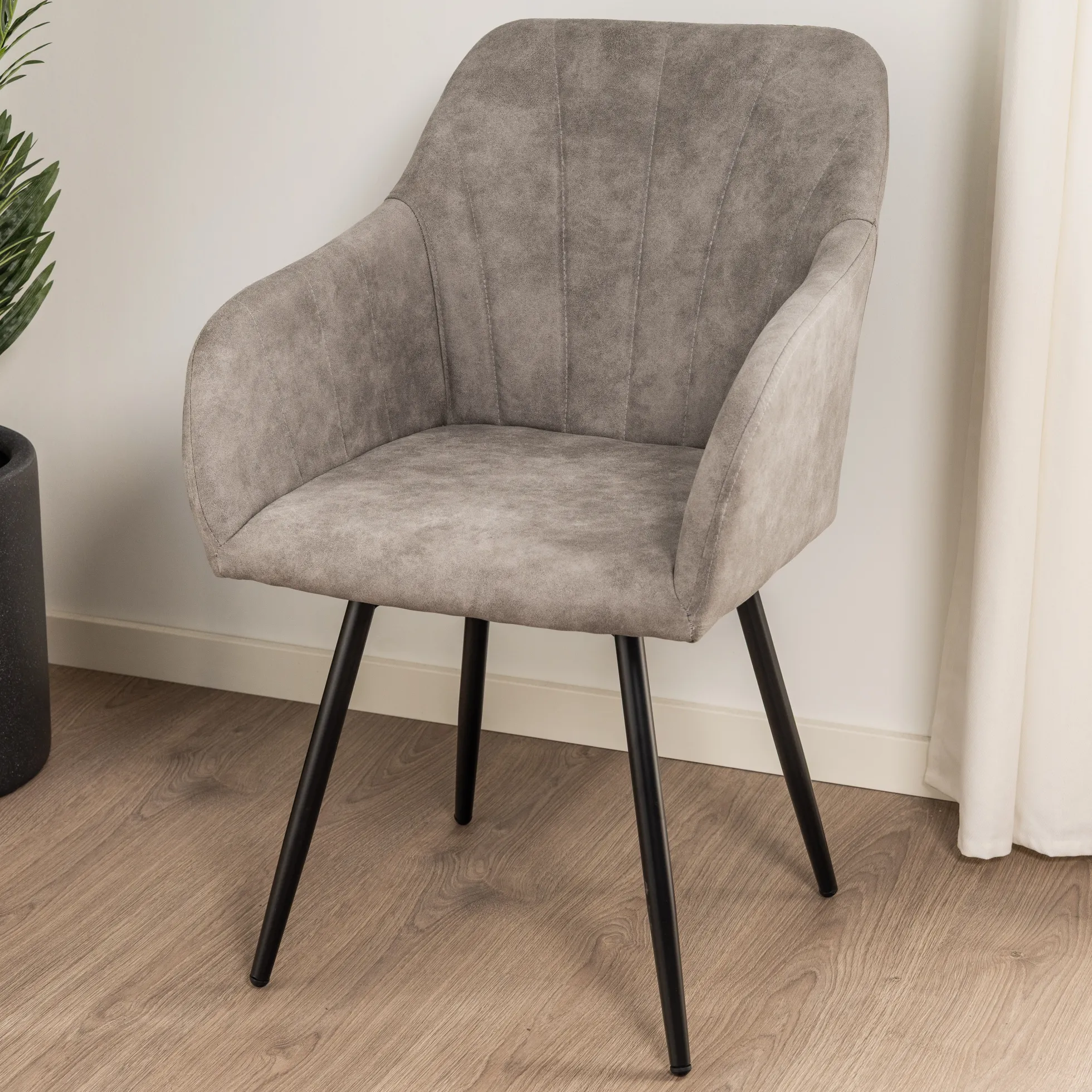 Lucy med drejefunktion suede grå