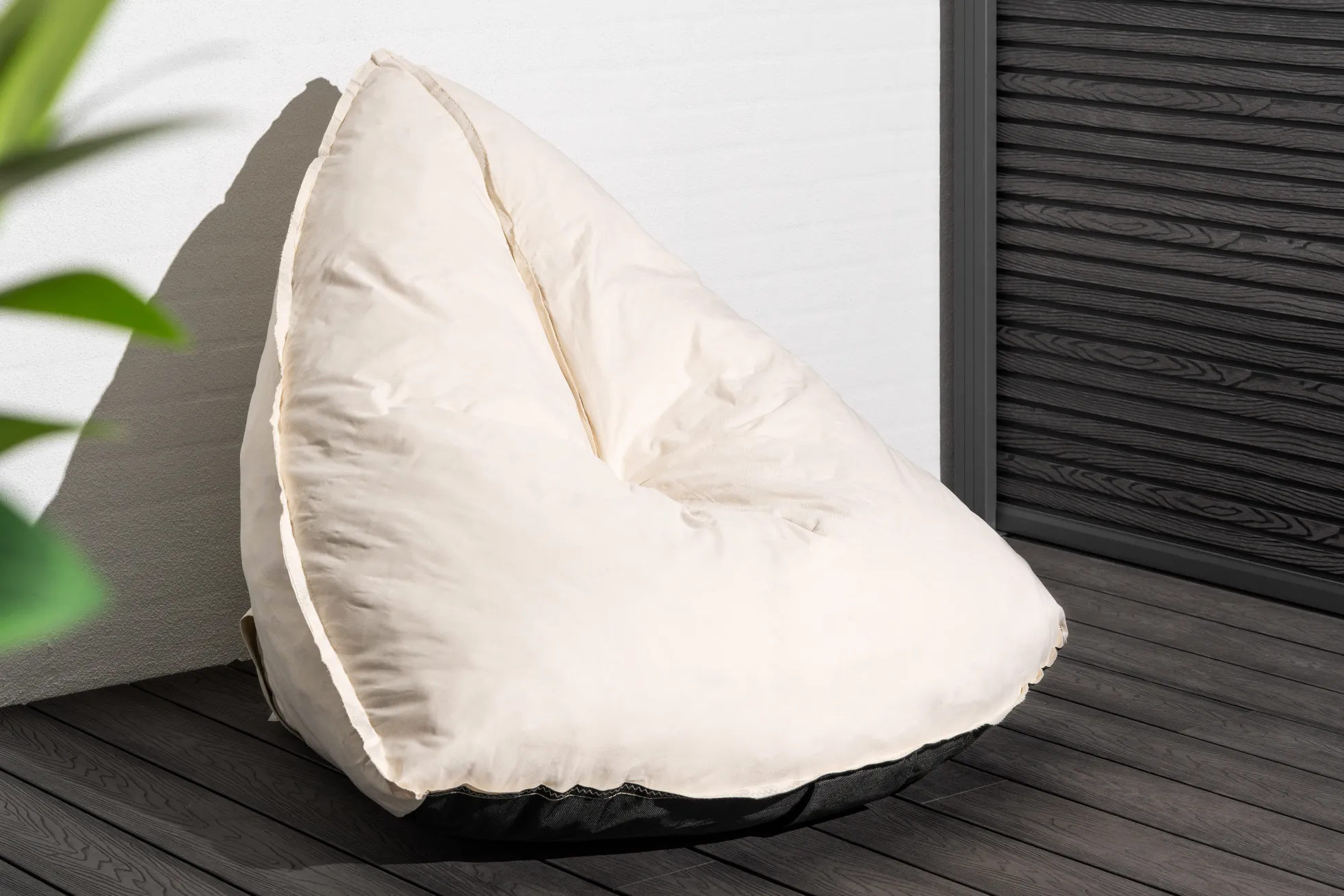 Oval sækkestol stof creme