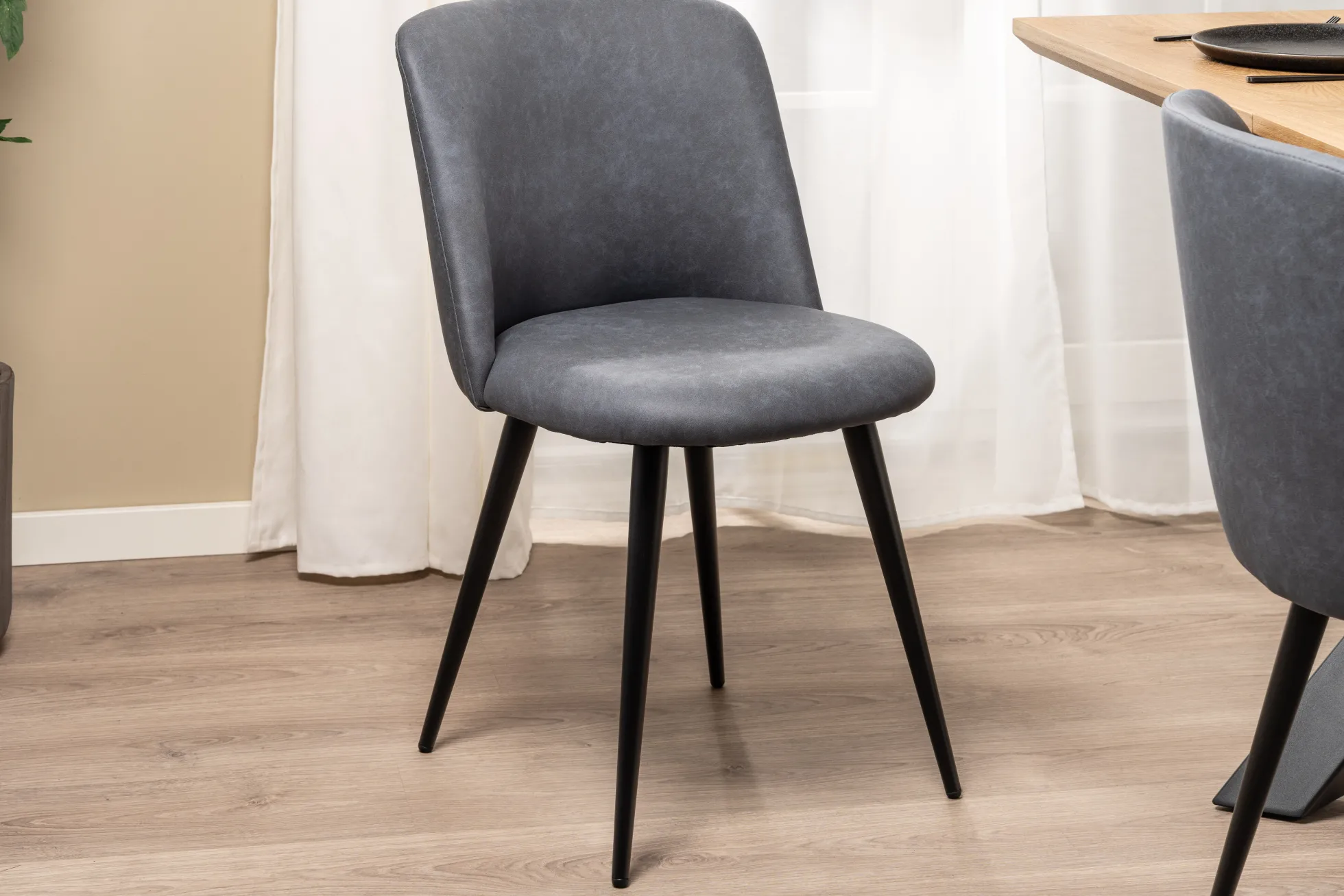 Rikke suede grå