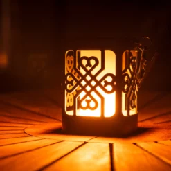 Solcellelanterne med flamme