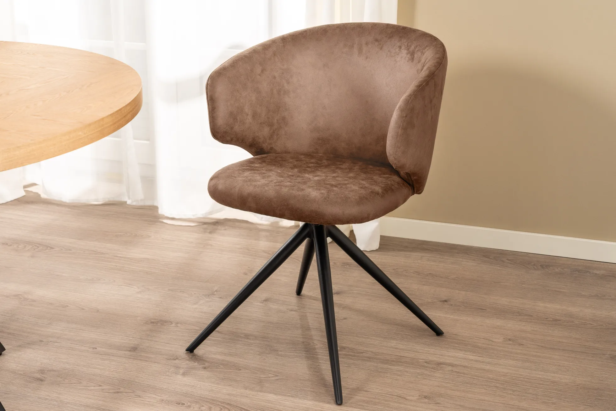 Victoria med drejefunktion suede brun
