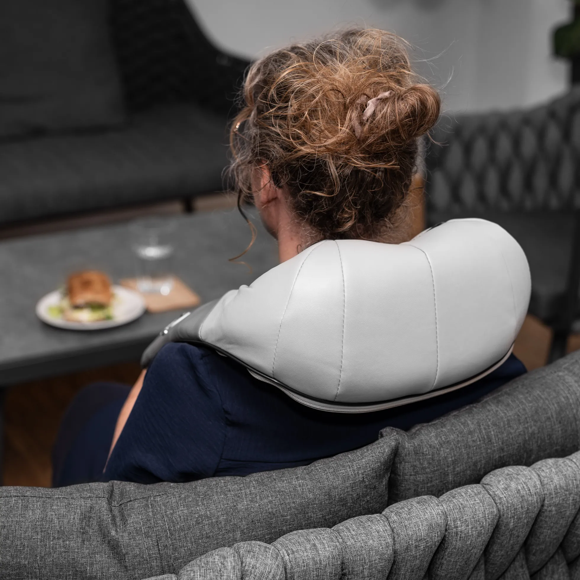 Welllife skuldermassage LUX grå